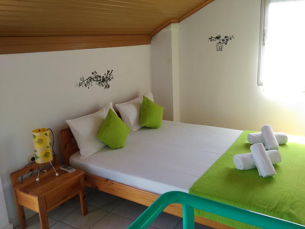House Mantesos Apartment Koinira Luaran gambar
