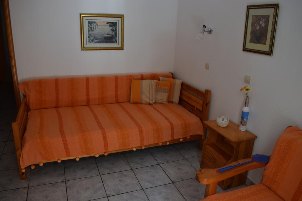 House Mantesos Apartment Koinira Luaran gambar