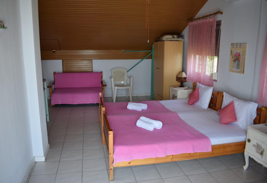 House Mantesos Apartment Koinira Luaran gambar